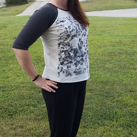 Cool 3/4 sleeved Woodstock tee - Picture 2 of 8